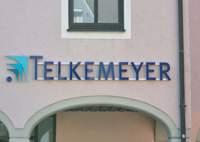 Fassadenbeschriftung - Firma Telkemeyer